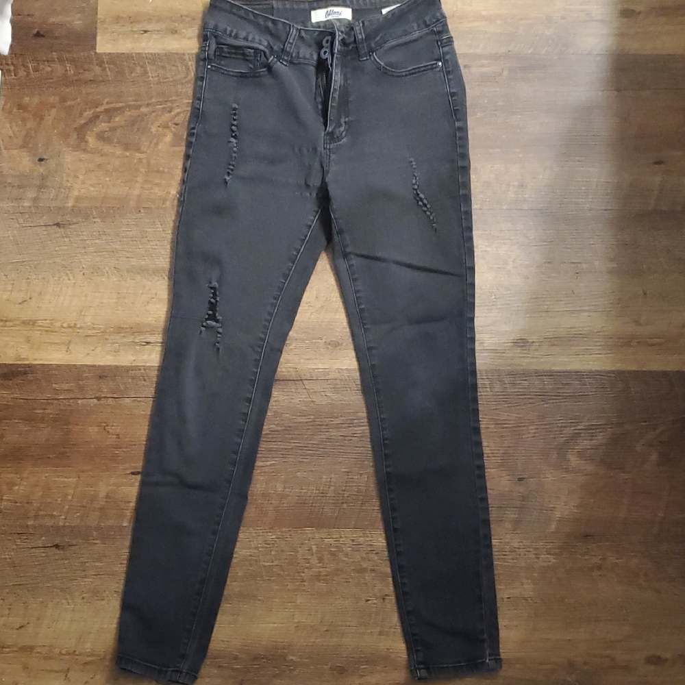 Black Skinny Jeans with Distressed Details